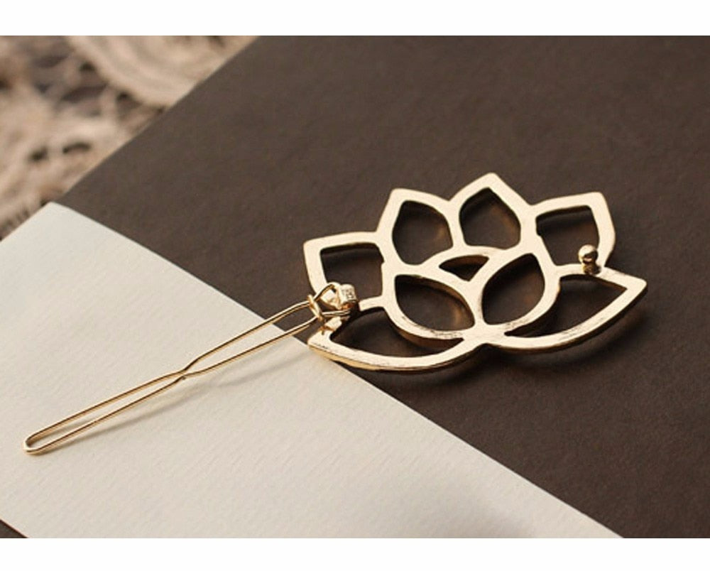 Lotus Retro Styling Hairpin Women's Fashion Hair Accessory