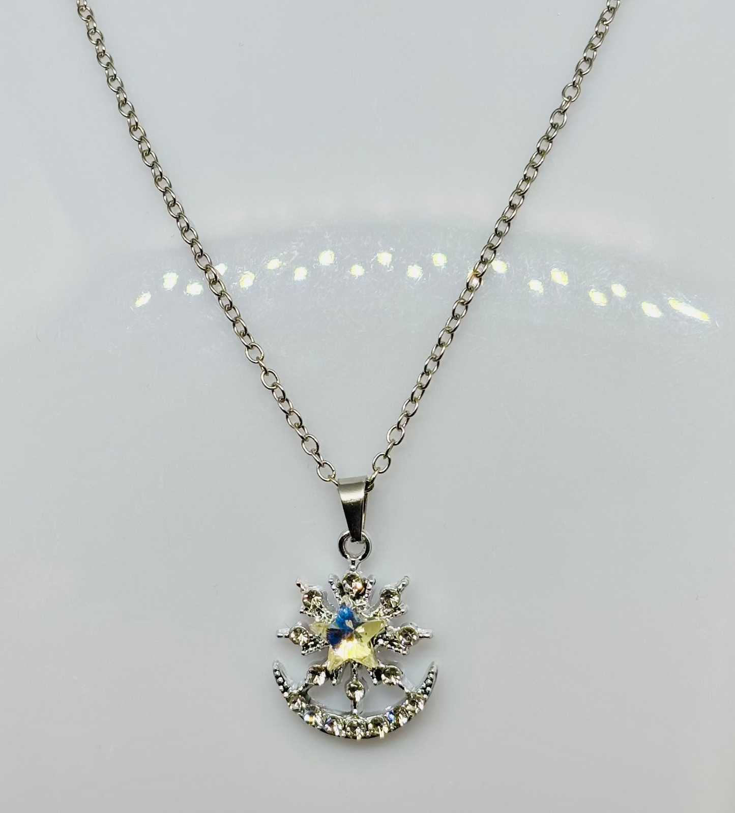 Diva Charm Chain Necklace